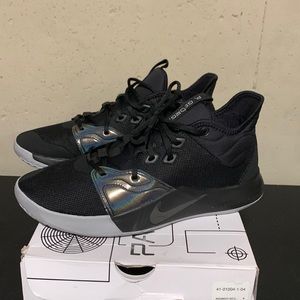 Nike (PG3) Black size 10.5